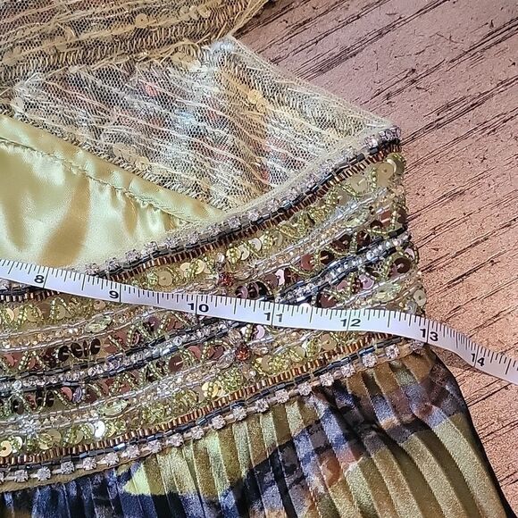 Jovani evening dress size 2 pleated, sexy cut out sides and  softly padd… - Picture 11 of 16